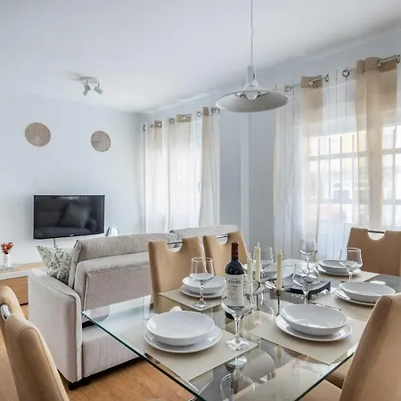 Oasis De Santa Justa Apartment Sevilla